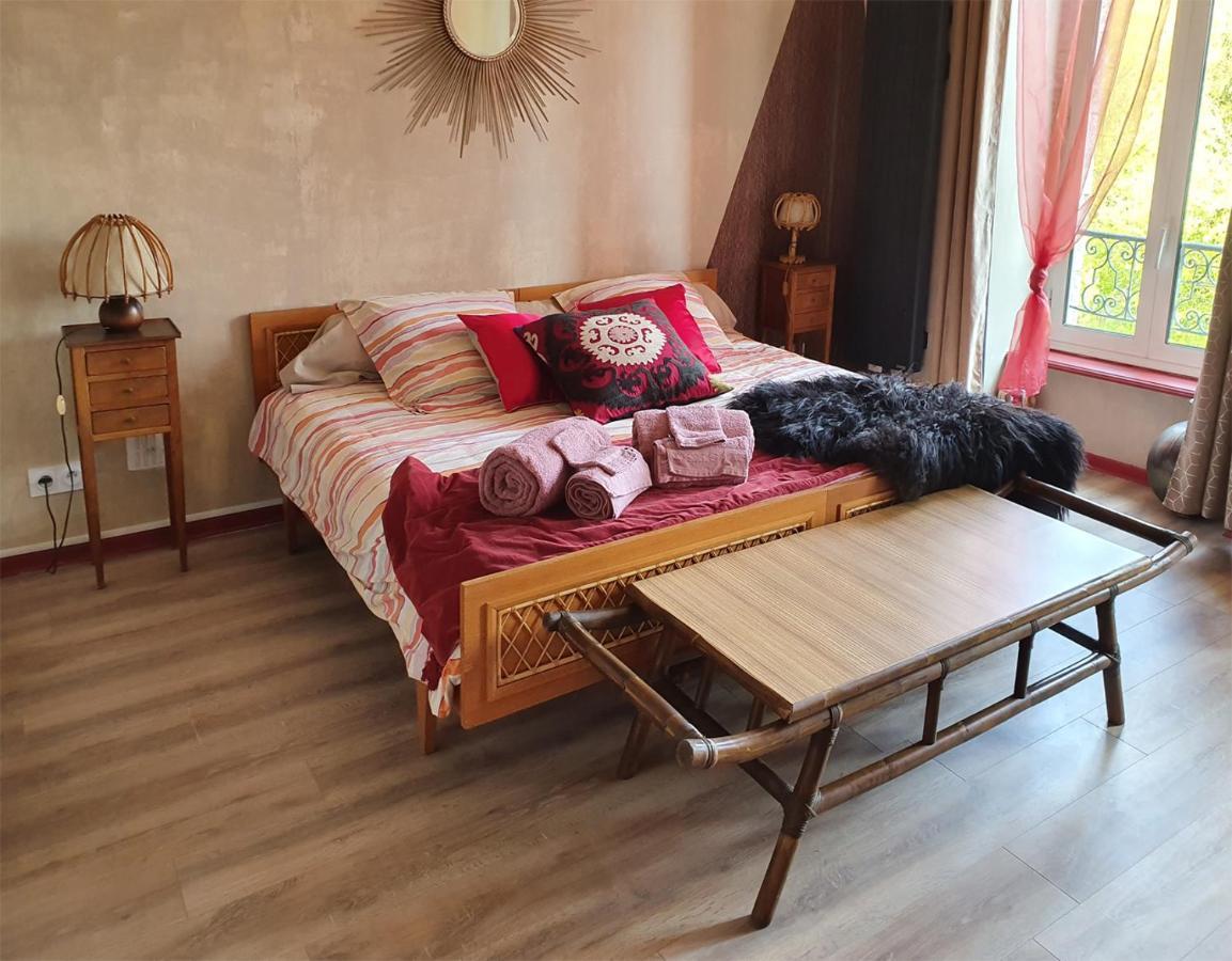 Les Forges Du Lou Apartment Jugon-les-Lacs Ngoại thất bức ảnh
