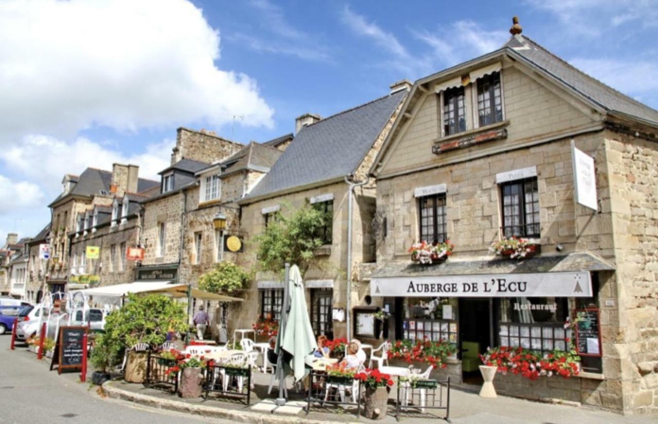 Les Forges Du Lou Apartment Jugon-les-Lacs Ngoại thất bức ảnh